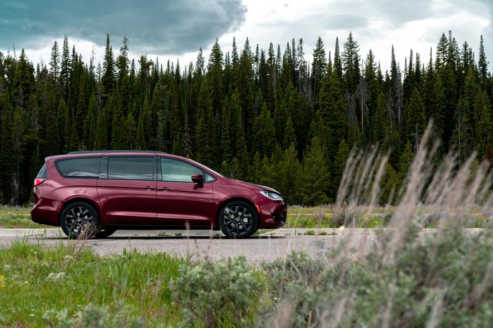 2020 Chrysler Pacifica Edison NJ