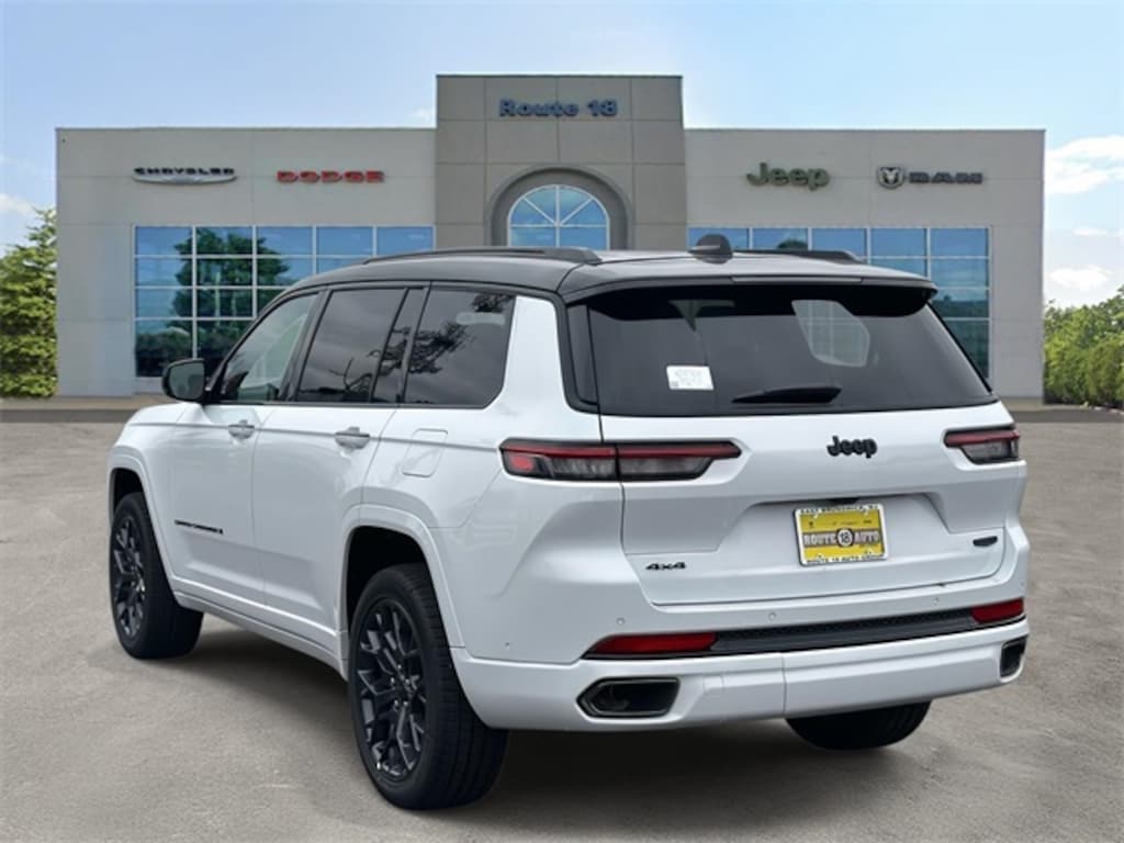 New 2025 Jeep Grand Cherokee L SUMMIT 4X4 Sport Utility