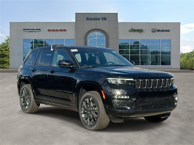2025 Jeep Grand Cherokee Summit Reserve's photo