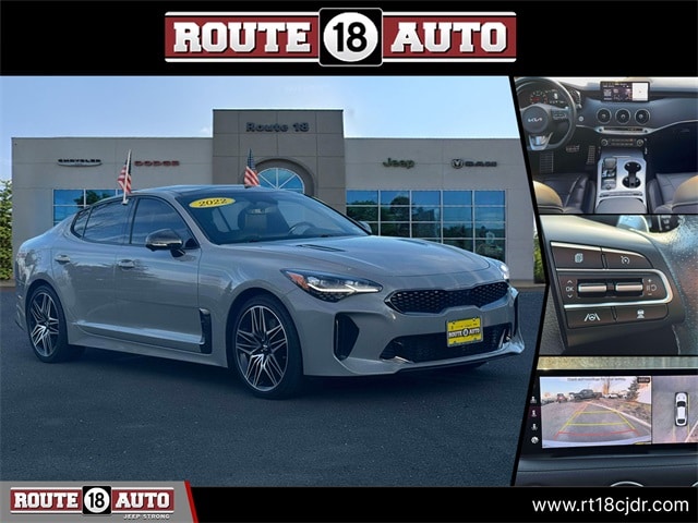 2022 Kia Stinger GT2's photo