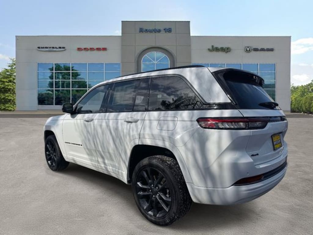 New 2026 Jeep Grand Cherokee LIMITED RESERVE 4X4 Sport Utility