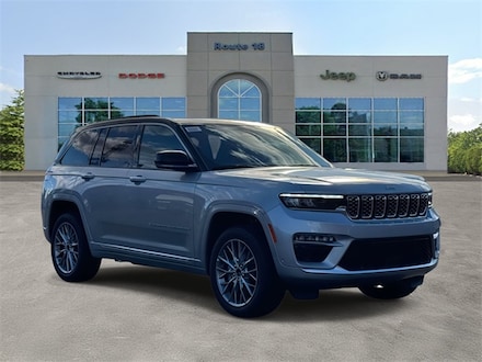 2025 Jeep Grand Cherokee SUMMIT 4X4 Sport Utility