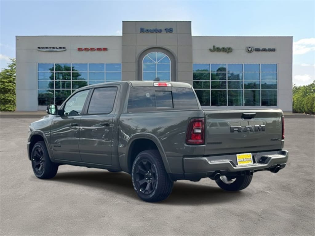 New 2026 Ram 1500 BIG HORN CREW CAB 4X4 5'7 BOX Pickup