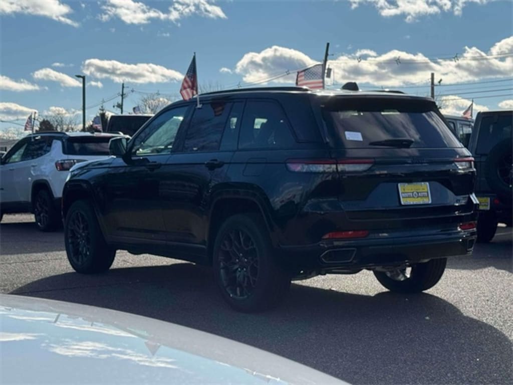 New 2025 Jeep Grand Cherokee SUMMIT RESERVE 4X4 Sport Utility
