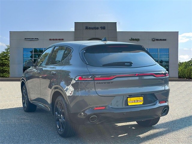 2024 Dodge Hornet R/T photo 4