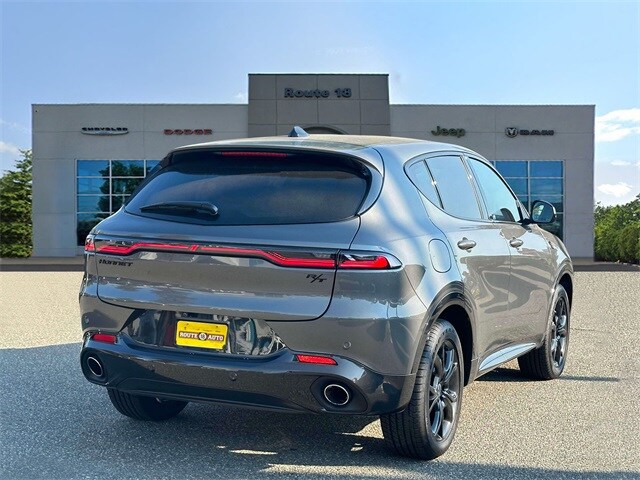 2024 Dodge Hornet R/T photo 3