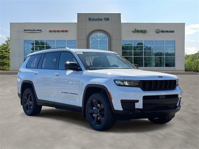 2025 Jeep Grand Cherokee L Altitude's photo