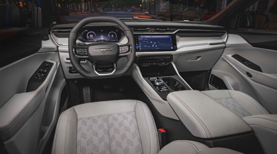 2026 Jeep Grand Cherokee Interior