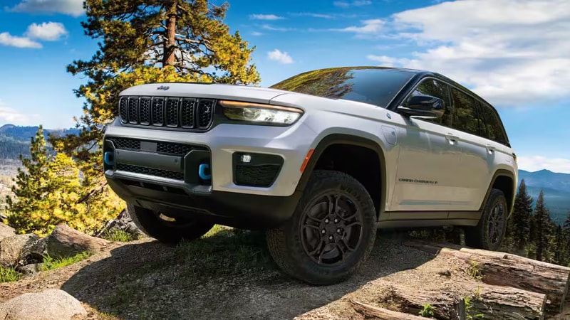 Rt18-25-GrandCherokee-capability2.png