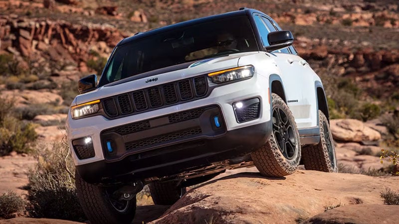 2025 Jeep Grand Cherokee 4xe off-road capability
