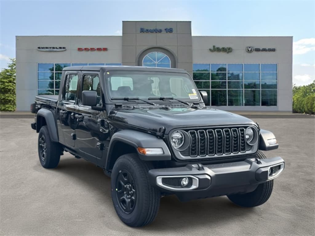 New 2026 Jeep Gladiator SPORT 4X4 Pickup