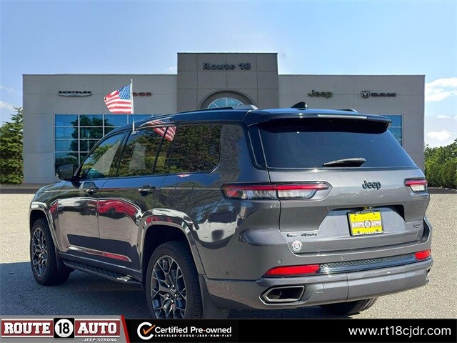 2023 Jeep Grand Cherokee L Summit photo 2