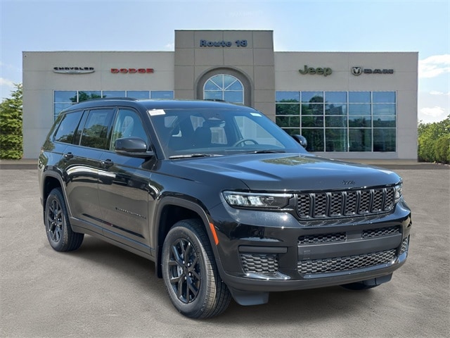 2025 Jeep Grand Cherokee L Altitude's photo