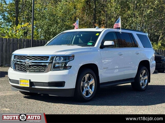 2016 Chevrolet Tahoe LS photo 2