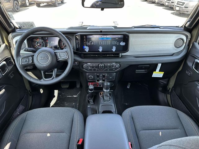 2025 Jeep Wrangler 4-Door Willys - Photo 11