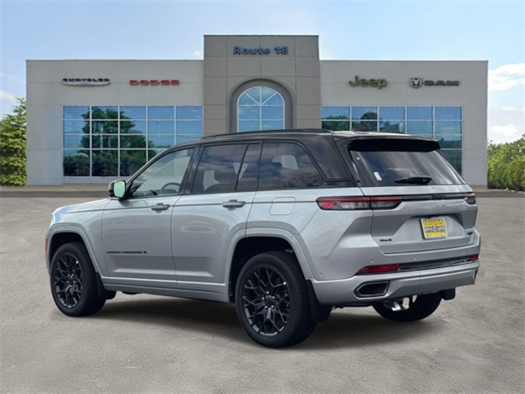 New 2025 Jeep Grand Cherokee SUMMIT 4X4 Sport Utility
