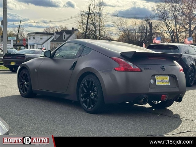 2013 Nissan 370Z Touring photo 3