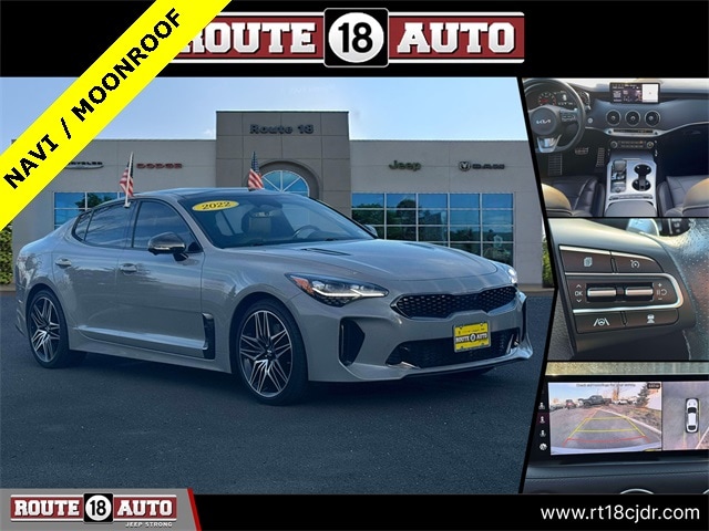 2022 Kia Stinger GT2's photo