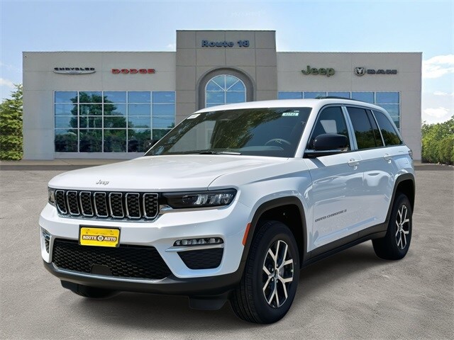2025 Jeep Grand Cherokee Limited Sport photo 2