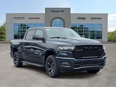 2026 Ram 1500 EXPRESS CREW CAB 4X4 5'7 BOX Pickup