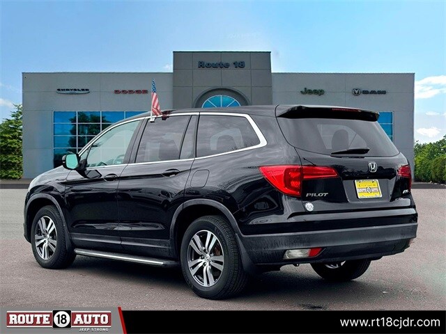 2017 Honda Pilot EX-L photo 3