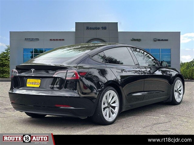 2021 Tesla Model 3 Long Range photo 3
