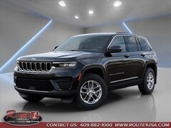 2026 Jeep Grand Cherokee LAREDO 4X4 Sport Utility