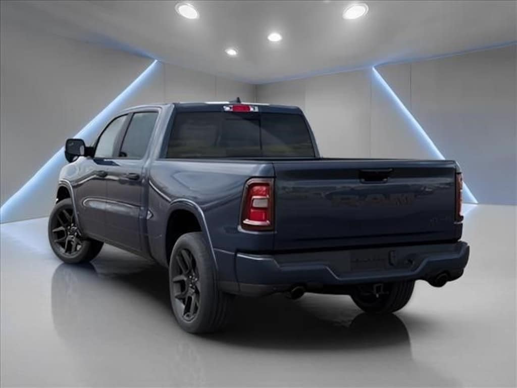 New 2026 Ram 1500 LARAMIE CREW CAB 4X4 6'4 BOX Pickup
