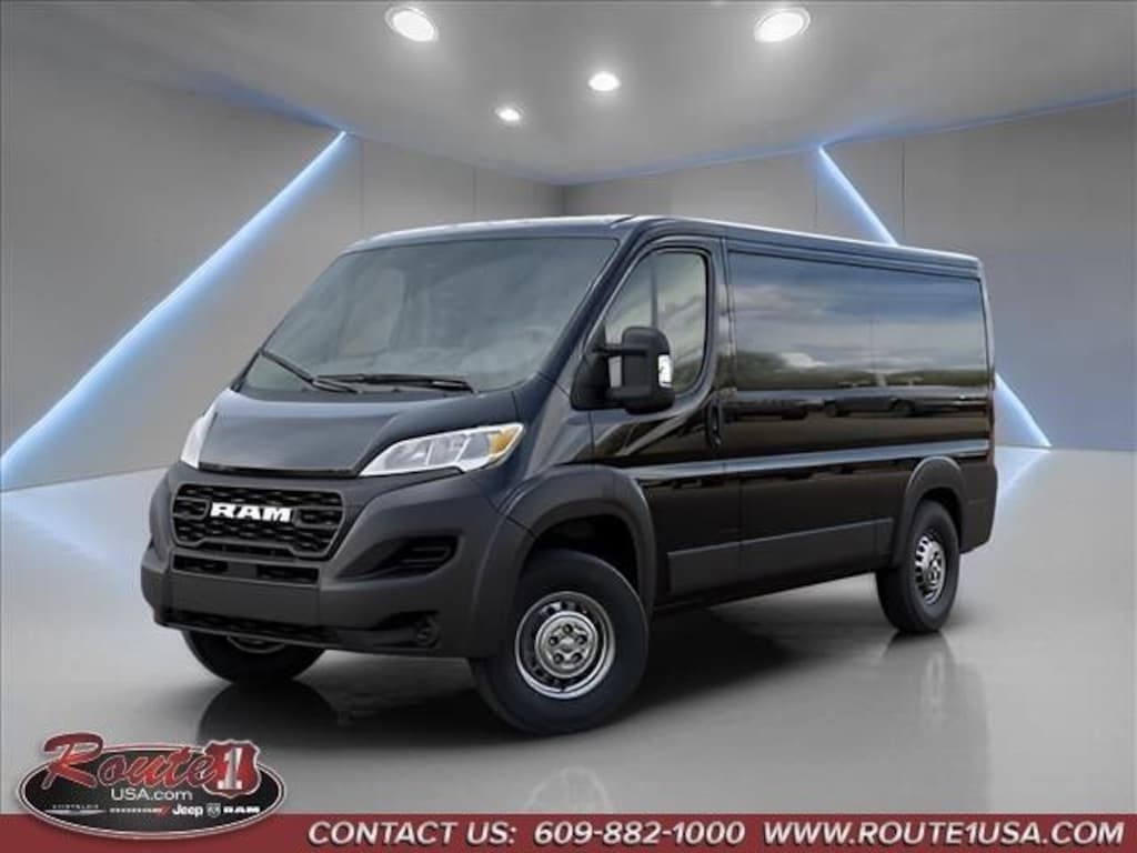New 2026 Ram ProMaster PROMASTER 1500 TRADESMAN CARGO VAN LOW ROOF 136' W Cargo Van