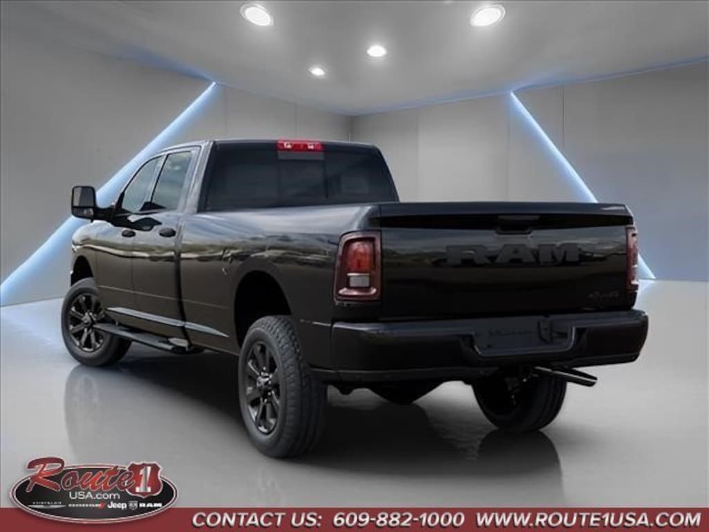 New 2027 Ram 2500 BLACK EXPRESS CREW CAB 4X4 8' BOX Pickup