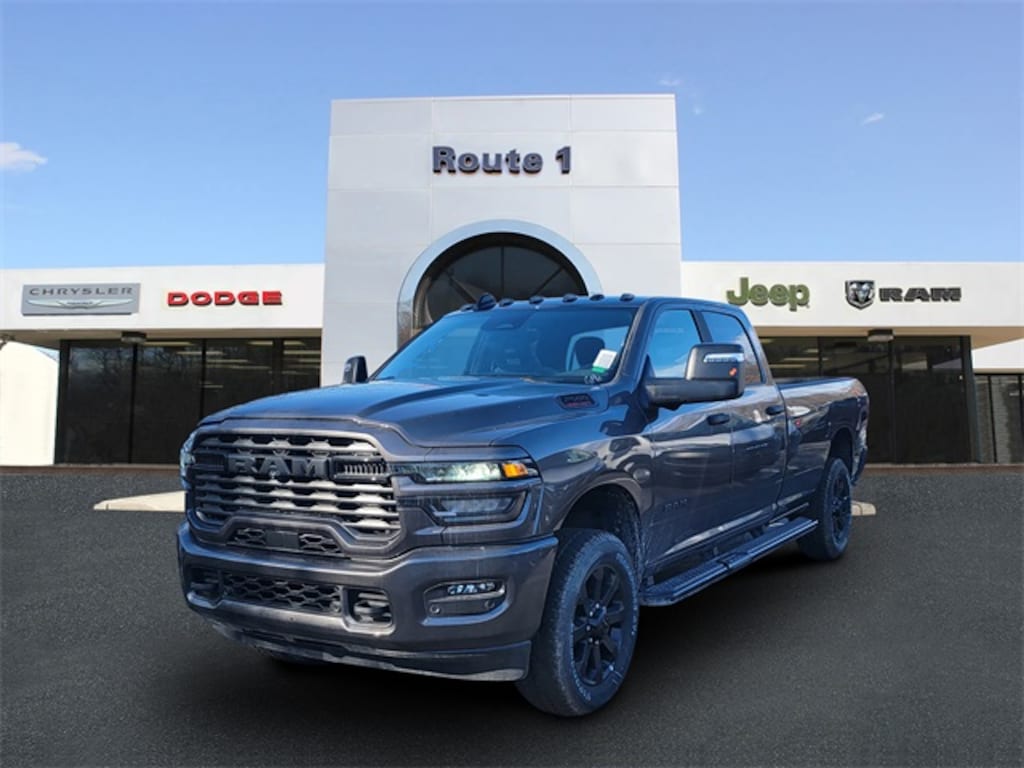 New 2026 Ram 2500 BIG HORN CREW CAB 4X4 8' BOX Pickup