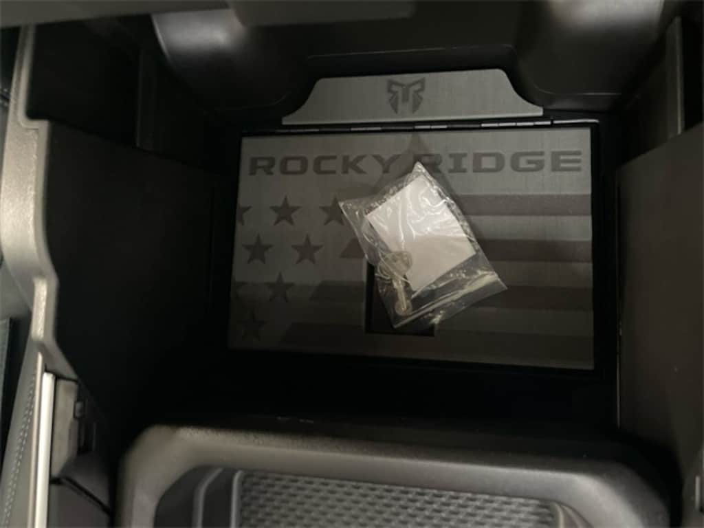 New 2026 Ram 1500 BIG HORN CREW CAB 4X4 5'7 BOX ROCKY RIDGE