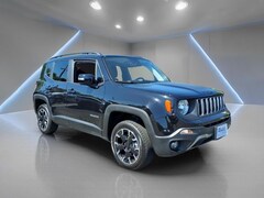 2023 Jeep Renegade Latitude SUV Black Clearcoat