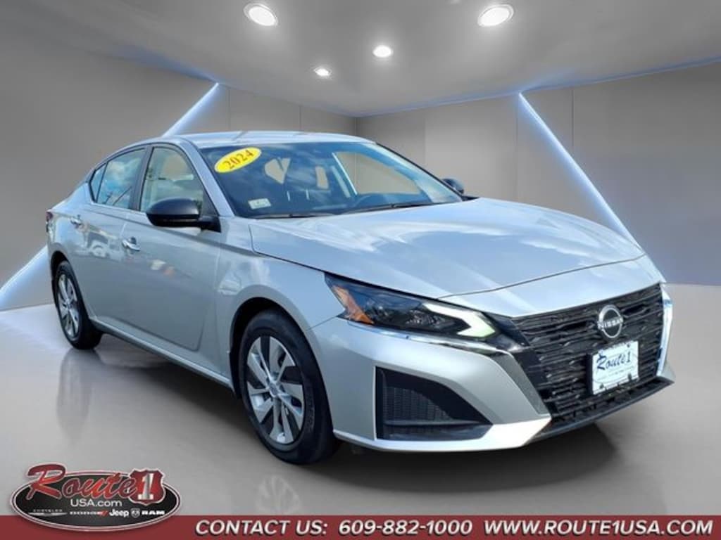 Used 2024 Nissan Altima 2.5 S Sedan