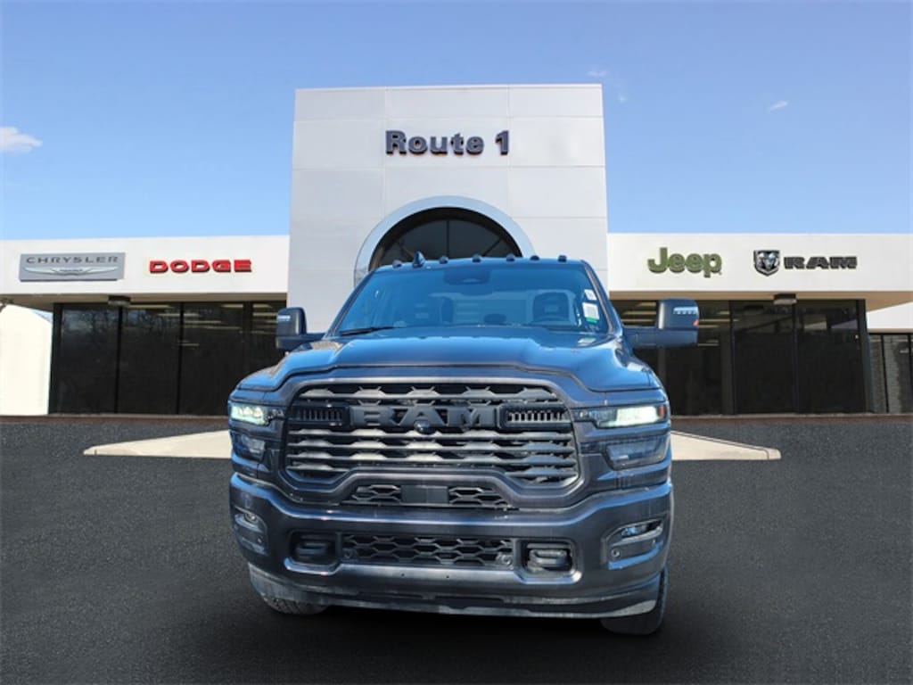 New 2026 Ram 2500 BIG HORN CREW CAB 4X4 8' BOX Pickup