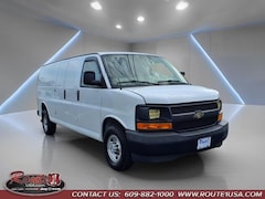 2017 Chevrolet Express 2500 Work Van Cargo Van Summit White