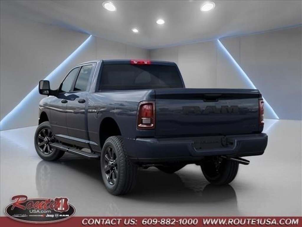 New 2026 Ram 2500 BIG HORN CREW CAB 4X4 6'4 BOX Pickup