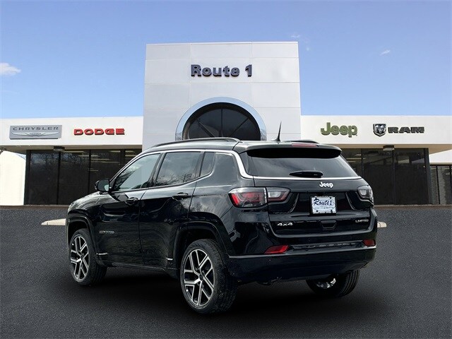 2025 Jeep Compass Limited photo 2