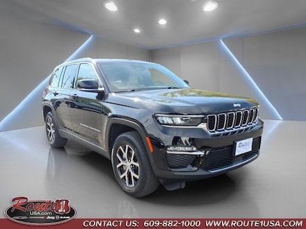 2023 Jeep Grand Cherokee Limited SUV Diamond Black Crystal Pearlcoat