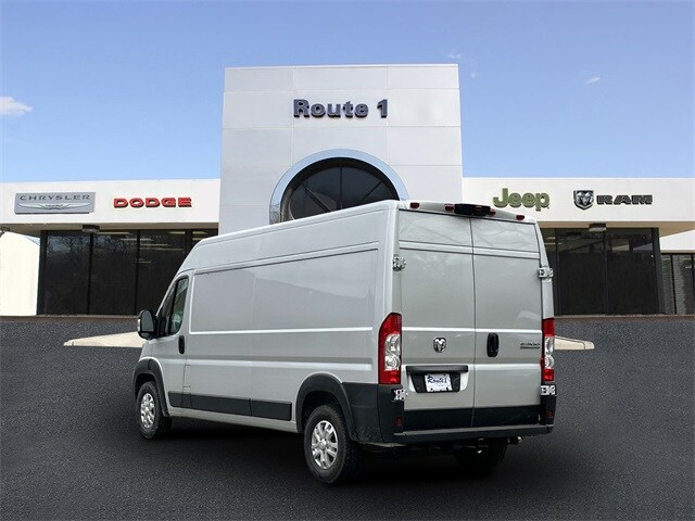 2024 Ram ProMaster 2500 photo 3