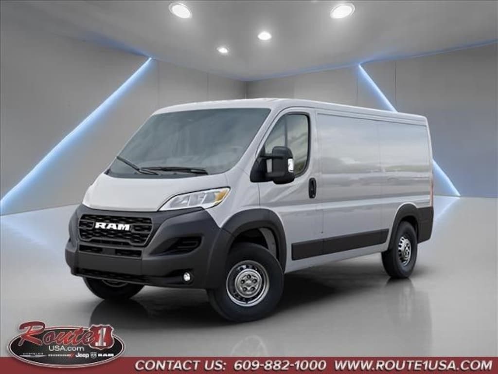New 2026 Ram ProMaster PROMASTER 3500 TRADESMAN CARGO VAN LOW ROOF 136' W Cargo Van