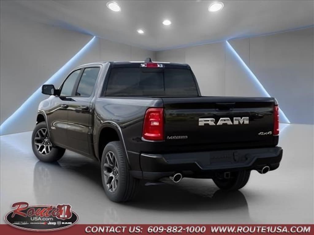 New 2027 Ram 1500 LARAMIE CREW CAB 4X4 5'7 BOX Pickup