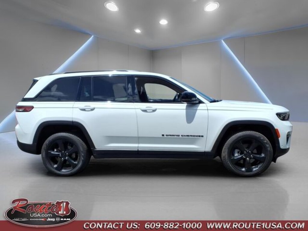 Certified 2025 Jeep Grand Cherokee Limited SUV