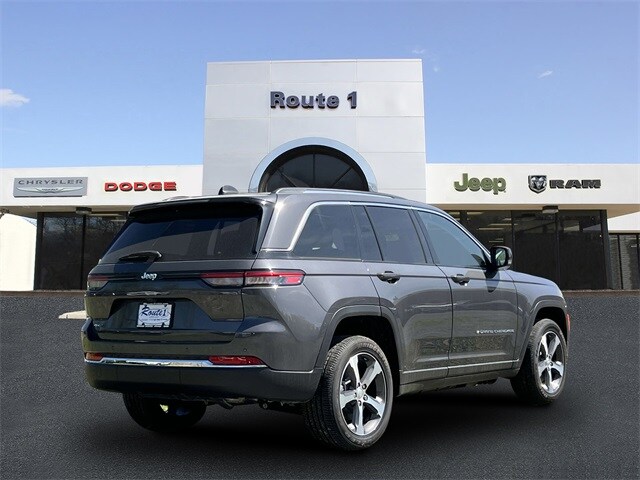 2023 Jeep Grand Cherokee 4xe Sport photo 4