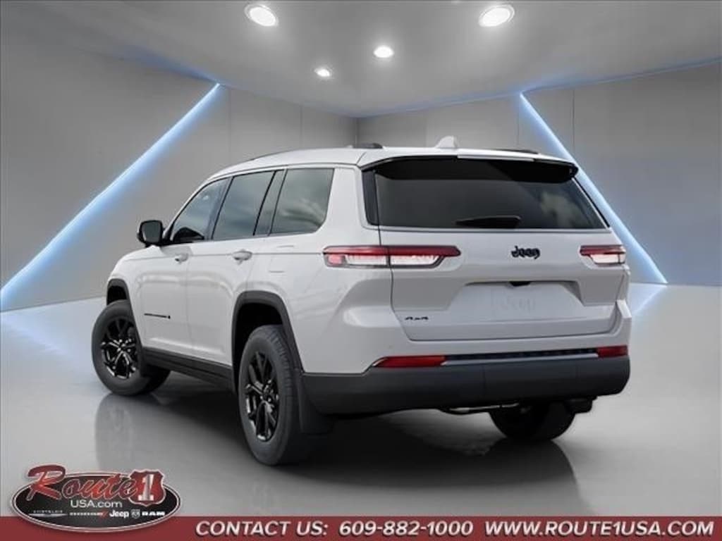 New 2026 Jeep Grand Cherokee L LAREDO ALTITUDE 4X4 Sport Utility