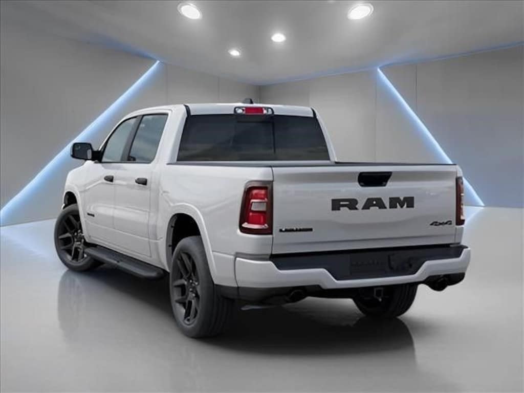 New 2026 Ram 1500 LARAMIE CREW CAB 4X4 5'7 BOX Pickup