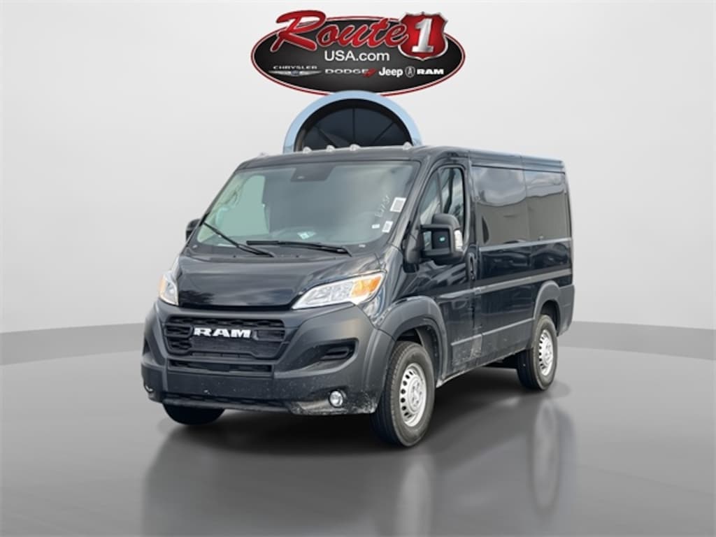 New 2026 Ram ProMaster PROMASTER 1500 TRADESMAN CARGO VAN LOW ROOF 136' W Cargo Van