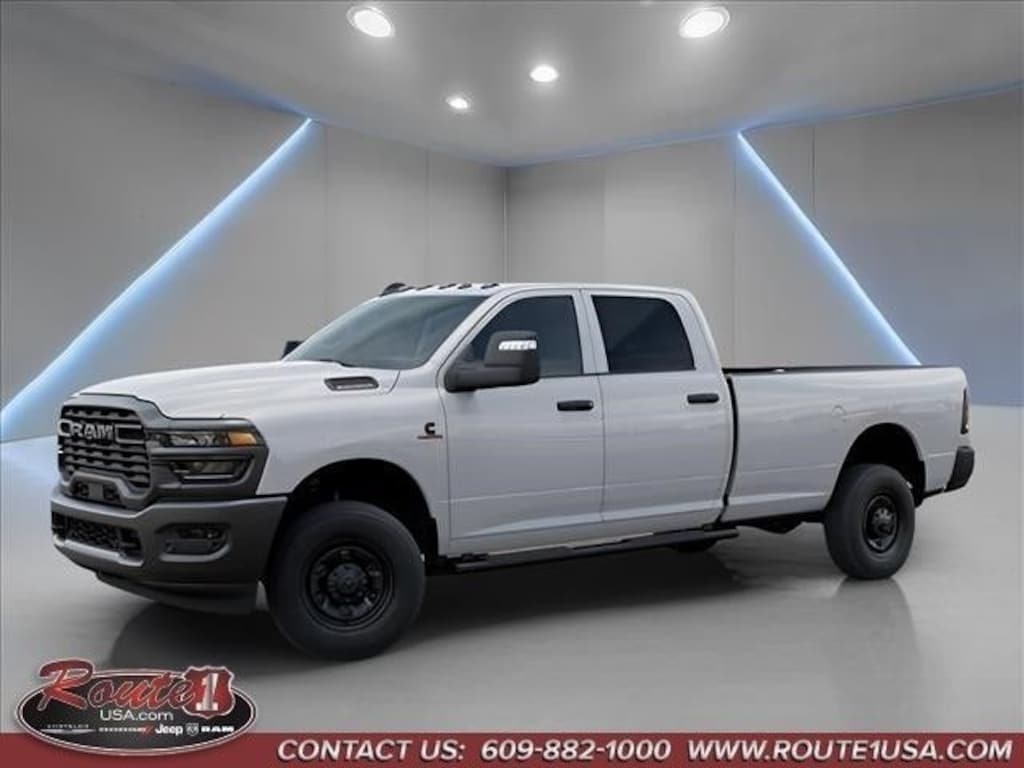 New 2026 Ram 2500 TRADESMAN CREW CAB 4X4 8' BOX Pickup