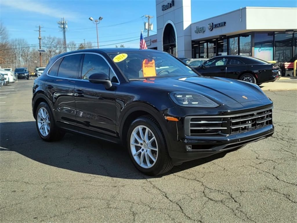 Used 2024 Porsche Cayenne Base SUV