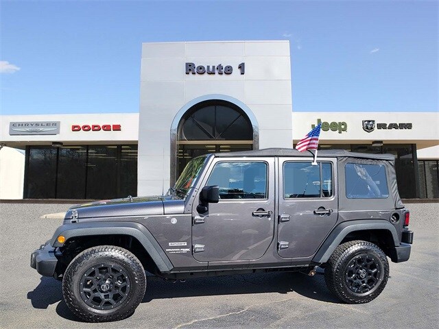 2018 Jeep Wrangler Unlimited Sport photo 3
